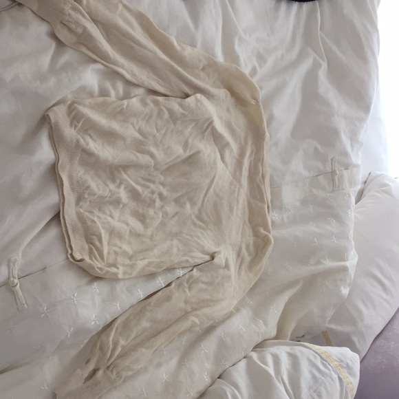 White wool sweater - Picture 2 of 2